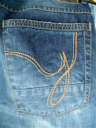 Design 3 (54) Produkt: Jeans pockets (51) Klasse: 02-02 (72) Designer: Stefan Andreas Fleer,