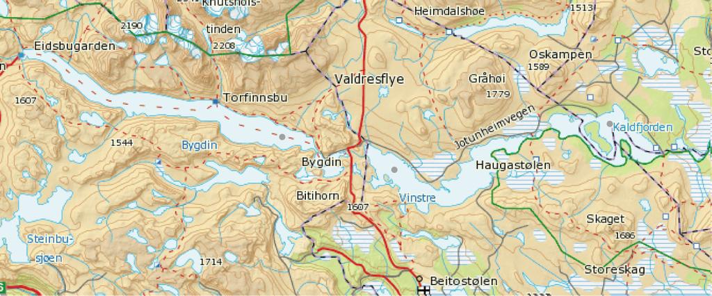 31 Vinstre 0172048.81 6813990.81 Kaldfjorden 0189481.56 6817375.81 Prøver for kjemiske analyser ble samlet inn som blandprøver fra det øverste sjiktet, dvs.