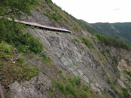 Utbyggerne av Rjukanfossen kjøpte i 1903 hotellet med fosserettigheter, og utvidet kraftstasjonen for å betjene anleggsarbeidet av Vemork med strøm, til belysning, pumper, ventilasjon ved tunneldrift