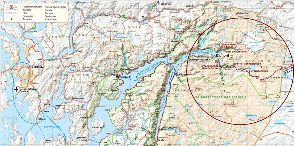 august 2013, erstatter ferga mellom Bruravik og Brimnes og reduserer reisetiden mellom Bergen/Voss og Eidfjord. Hardangerbrua er ei tofelts hengebru med gang- og sykkelveg.