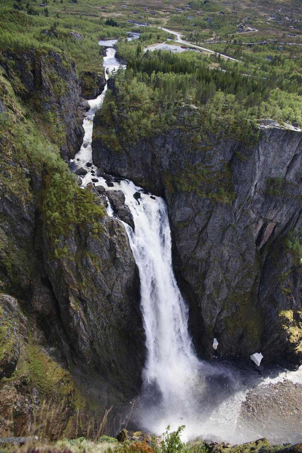 Vøringsfossen ligger langs Nasjonal Turistveg Hardangervidda.