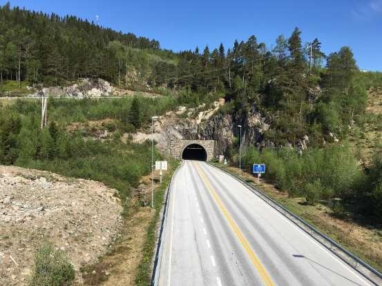 1.7.2 Effektmål Effektmålene er de resultater som skal oppnås gjennom tiltaket, med fokus på virkninger for brukerne av transportsystemet: ca. 40 min kortere kjøretid mellom Lyngdal vest og Sandnes.