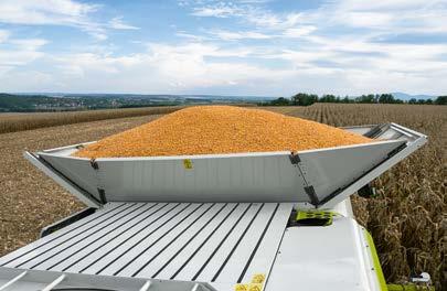 Her viser den nye LEXION nok en gang sine mange sterke områder, med et tankvolum på opp til 11000 liter.