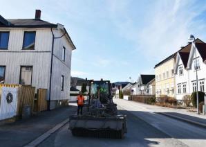 Bevilgningen foreslås derfor videreført. Rådmannen avklarer behov innen 2. tertial. Feiebil erstatter brøytebil ett bilde på klimaendringene de siste 90 år Amtmand Breders gate 28.3.