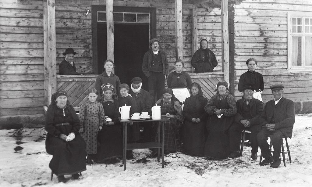 Foto: Olav S. Reinton Hol kommune var den første kommunen i Hallingdal som bygget gamleheim. De første flyttet inn i 1914. Gamleheimen ble bygget på Gyrihaugen.