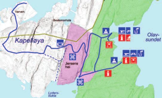 På siste kolle mot vannet før jomsemoen, ser du en skanse eller skytestilling fra Nøitralitetsvagten 1914-1918, som en del av vestfronten i forsvaret av Kristiansand. En minnestein har innskriften 10.