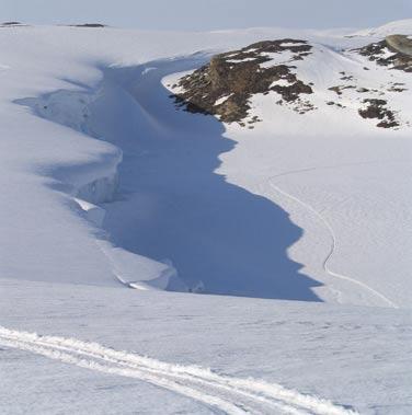 Undersøkelser ved Blåmannsisen 2004 Rune V.