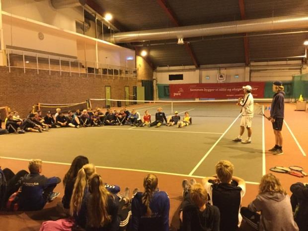 tennis i Rogaland o Også i feb 1981 får STK klubbens første norgesmestre når Trym Landa og Janne Helgø begge tar NM gull i juniorklassen o STK var den norske klubben som hadde flest rangerte