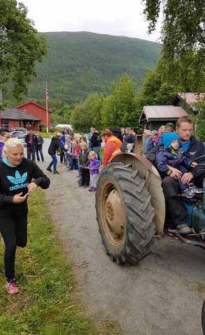 Midtsommer på Vennastrand RÅDHUSPOSTEN Nr.