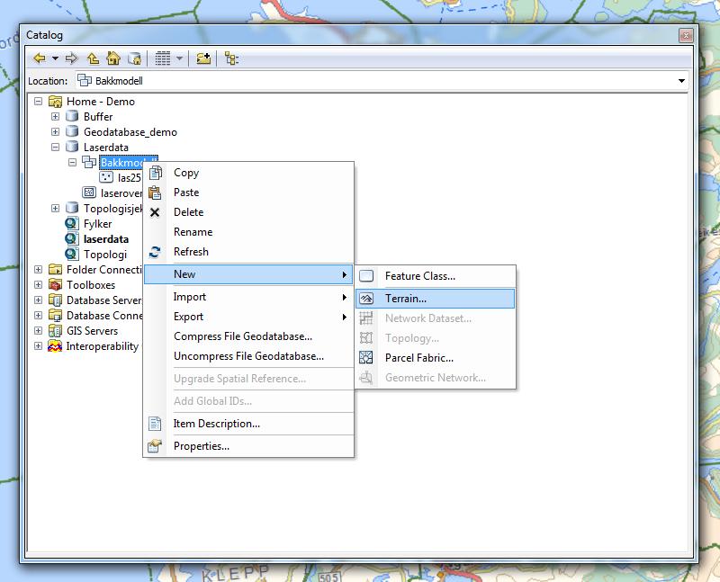 Et terreng-datasett er et TIN-basert datasett som bruker geodatabase featureklasser som datakilder.