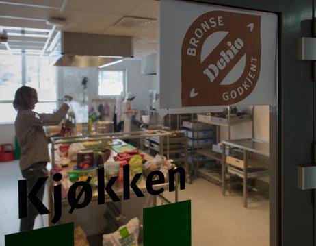 Tonsenhagen skole På Tonsenhagen skole i Oslo, er målet om 50 % økologisk matservering på Aktivitetsskolen (aks) like rundt hjørnet.