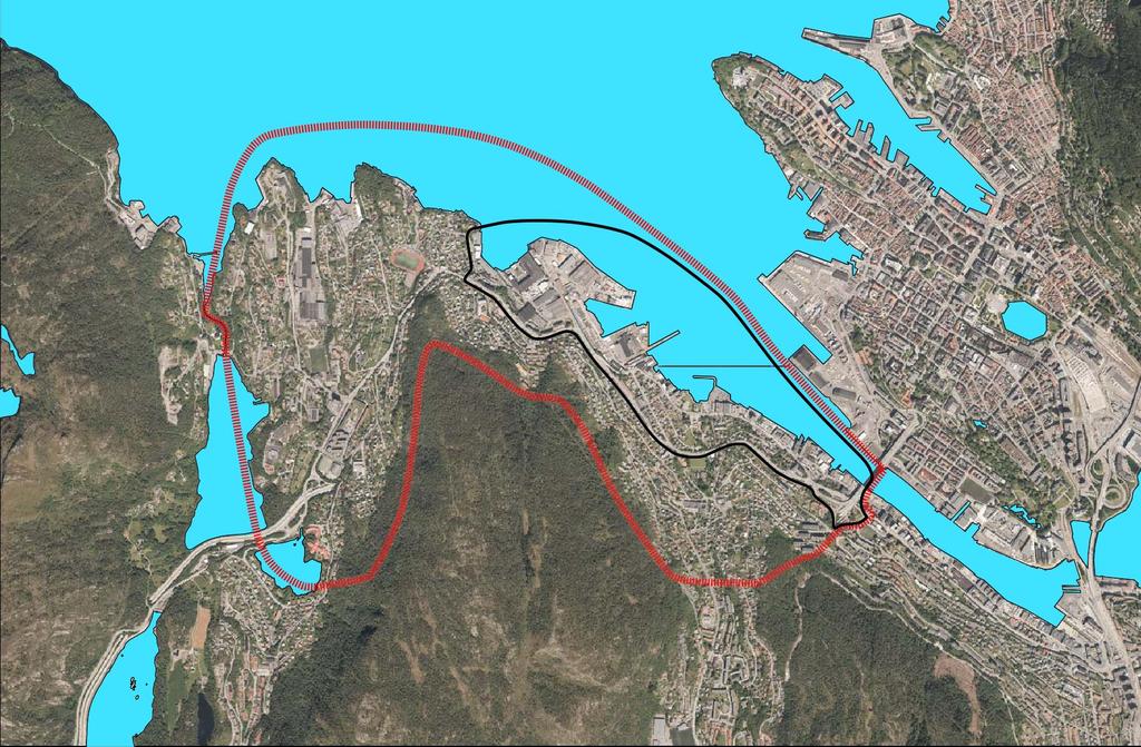 PLANOMRÅDET er 2800 daa stort (uten sjø), mens området for den mer