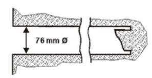 Til målecellen er det koblet en kabel som går ut til avlesningsinstrumentet og en tynn slange som fører trykkluft.