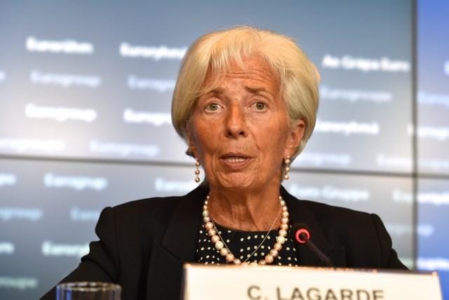 IMFs gjennomgang av euroområdets økonomi IMFs stab har gjennomført den såkalte Artikkel IV-konsultasjonen for euroområdet.