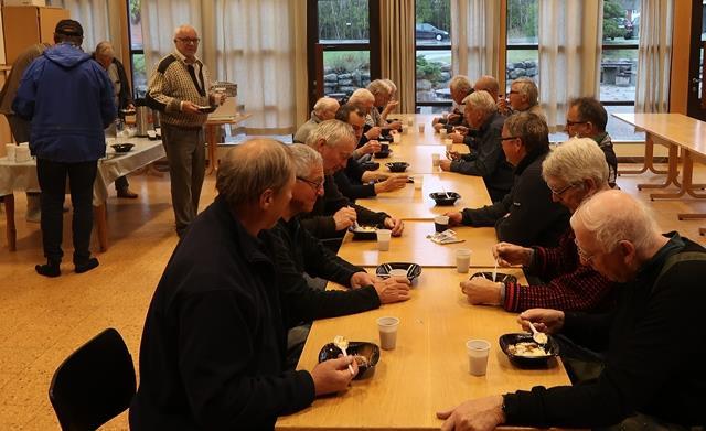 Referat fra klubbmøte 10.