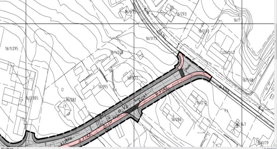 Rådmannen vurderer det positivt at det nå foreligger et planforslag som sikrer bedre trafikkavvikling i Sykehusbakken som skiller trafikanter.