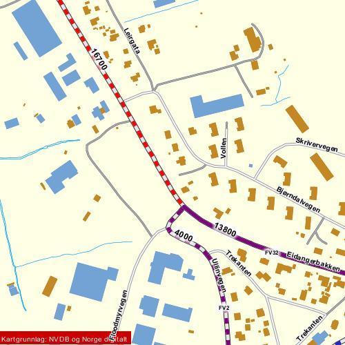 Planbeskrivelse Reguleringsplan for nordre del av Enger, Vallermyrene 7 3.4 Trafikkforhold Fylkesveg 32 (tidligere riksveg 36) går gjennom planområdet. Dette er en veg med mye trafikk.