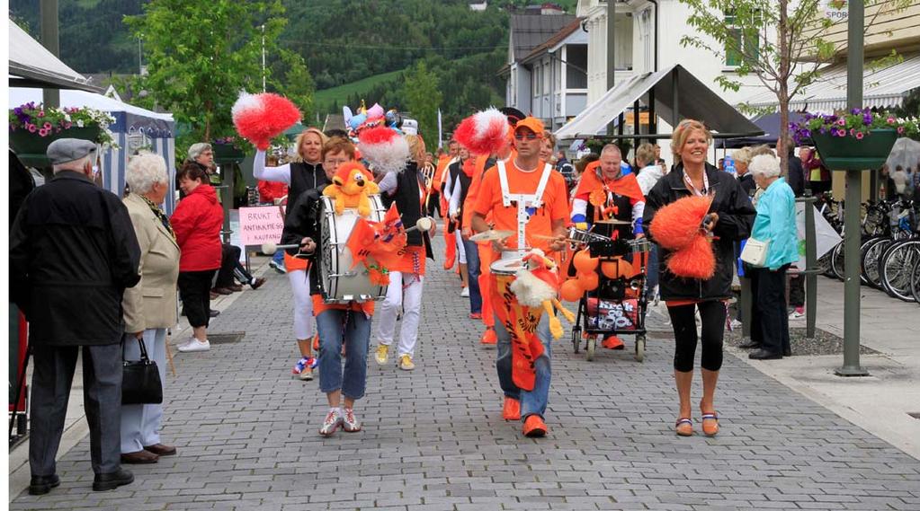 2.3 Aktiviteter, attraksjoner Landsbyen Ringebu er en attraksjon i seg selv.