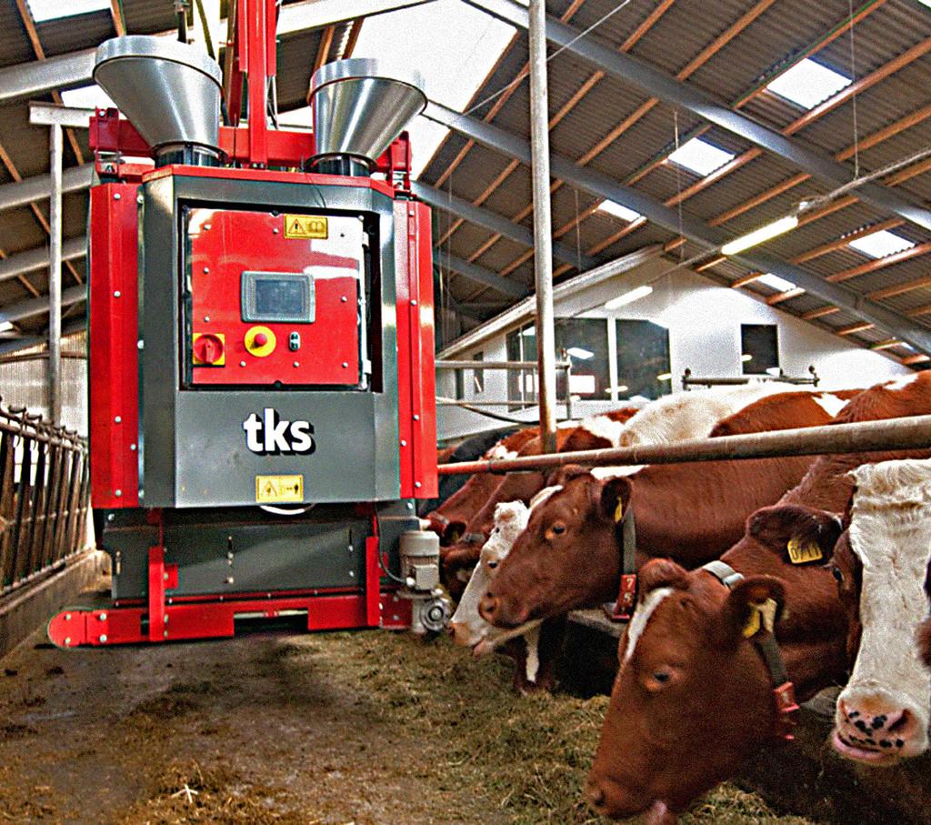 Helt nytt er det ikke. Nær 300 bønder, både norske og utenlandske, har alt fått installert system fra oss. Det har gitt oss unike, verdifulle erfaringer og dermed et solid forsprang som produsent.