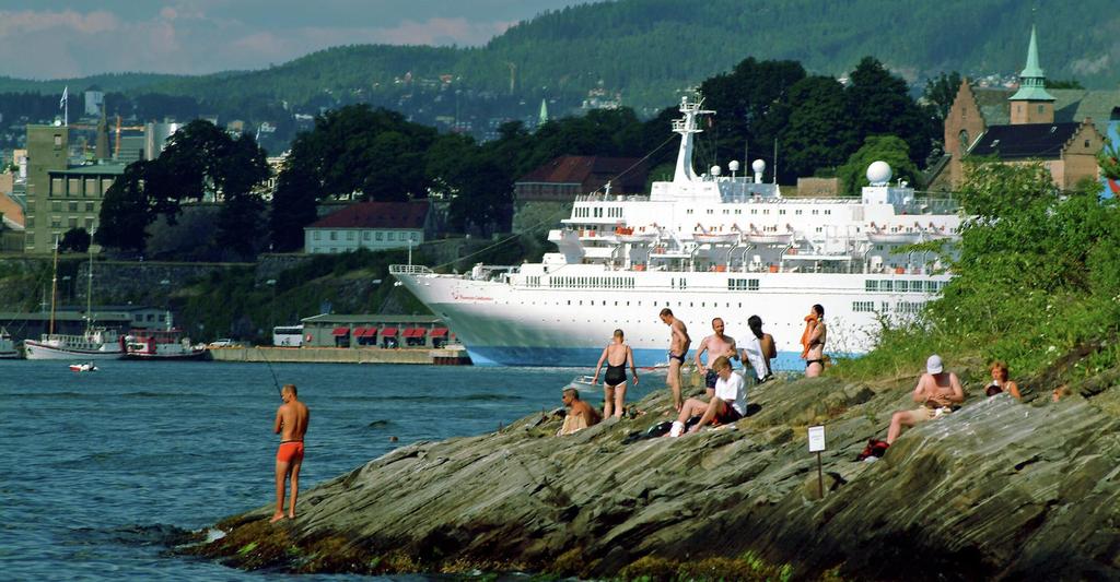 FERIEREISENDE TURISTER I OSLO OG AKERSHUS I