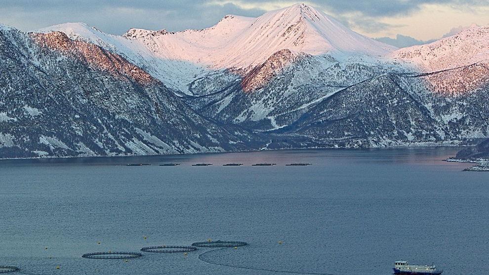 KU - Kystplan Midt- og Sør-Troms høringsutkast mars 215 Det er lite utviklet metodikk for å vurdere virkningen av arealbruk på sjø for landskapet.