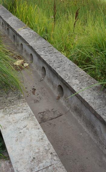 sedimenter. Meget vanskelig å vedlikeholde/fjerne sediment.