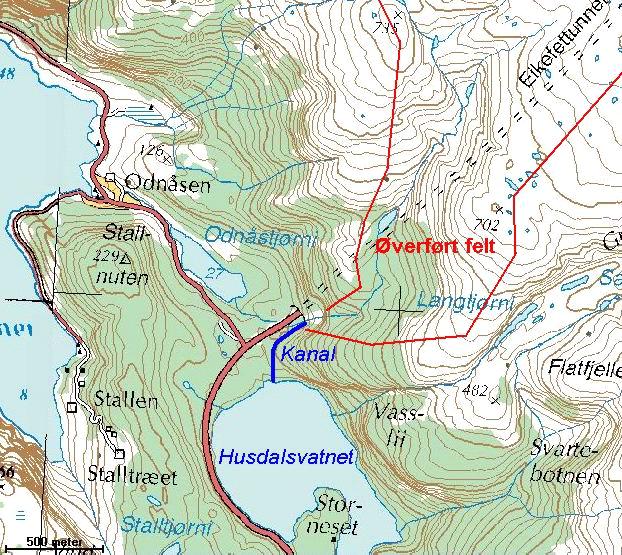 Nederst i vassdraget ligger Husdalsvatnet (NVE nr 26346) 51 moh og innsjøen er 11 km² stor. Figur 3. Nedbørfeltet til Husdalsvatnet som er vannkilden til Bjørsvik Settefisk AS. Fra www.nve.no.