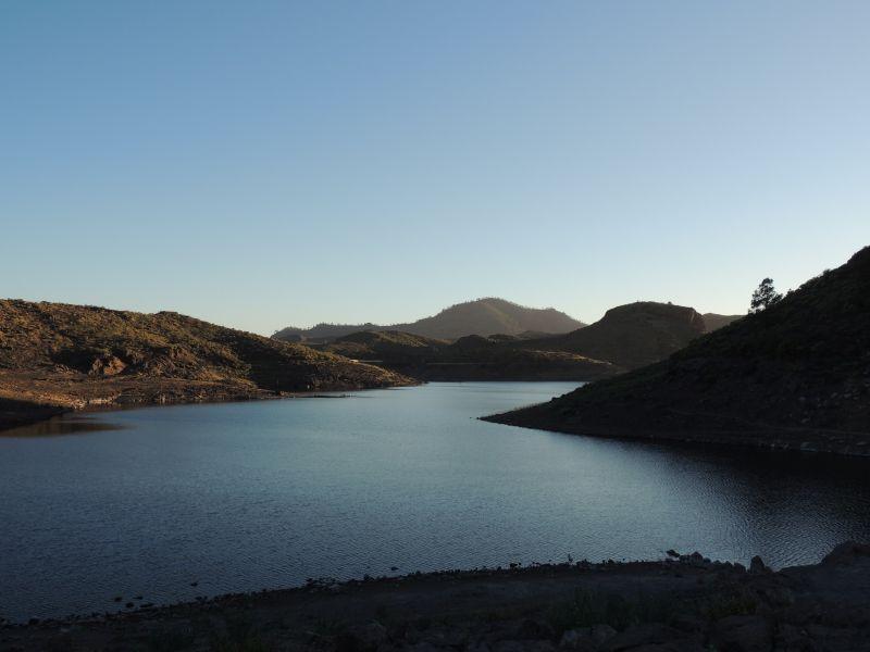 Å flytte til Gran Canaria Verdens sentrum. Vi var noe engstelige for at vi skulle få øysyke på en såpass liten øy, som er rund med en diameter på rundt 5 mil, men det har vi ikke fått.