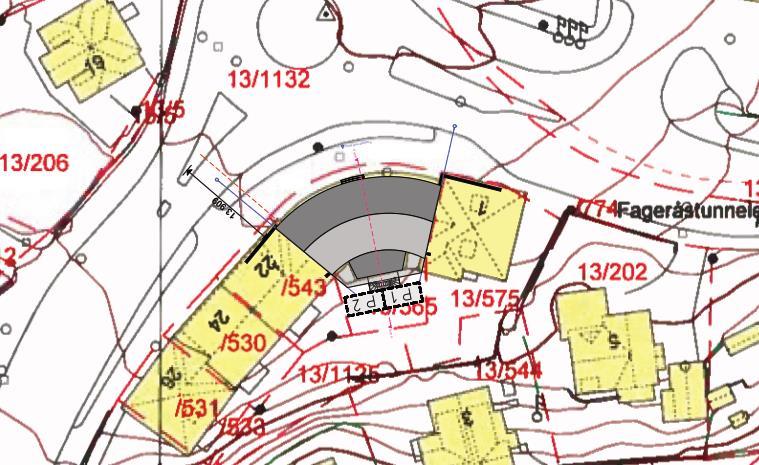 Innandørs støynivå i eit rom er bl.a. avhengig av støynivået ved fasaden utanfor rommet, kor mykje fasaden (vegg/vindauge) dempar støyen, fasadens areal, samt rommets volum og etterklangstid.