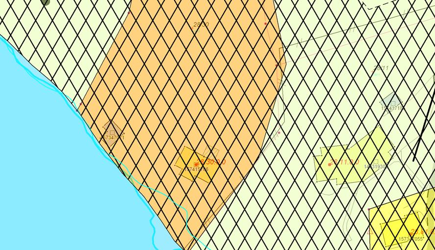 1.2 Planstatus og rettslig grunnlag Eiendommen gnr 28 / bnr 30 ligger i uregulert område, og er i kommuneplanens arealdel avsatt til eksisterende fritidsbebyggelse.