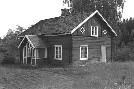 Veslestua eller gammelstua på en husmannplass under Stangeskovene.