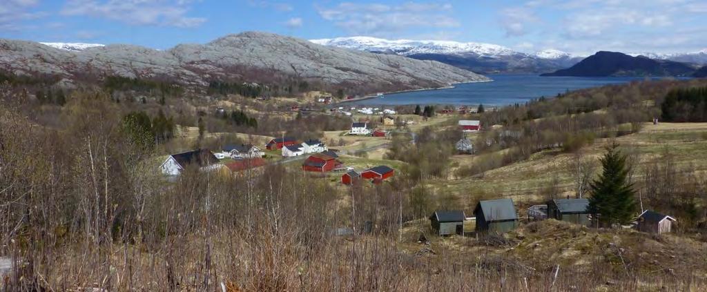 På den nordlige delen av Sundøya ligger ellesvik med ellesvikelvas uløp (igur 32).