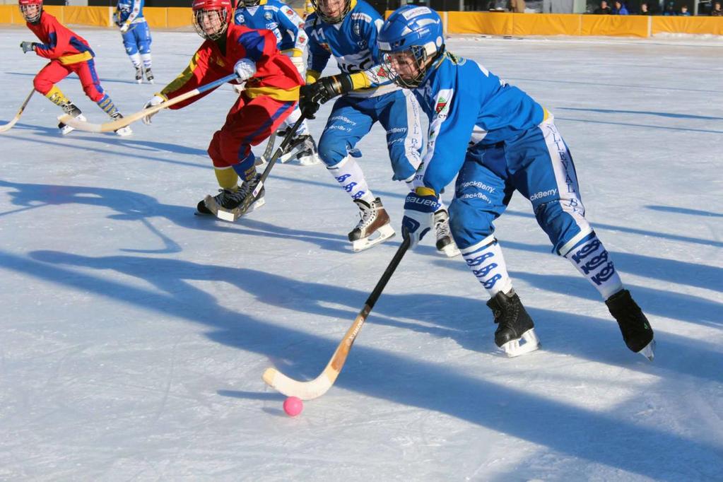 RETNINGSLINJER for kamper Ullevål Bandy ønsker å ha så mange lag i seriespill som mulig for at alle spillere skal få nok spilletid.