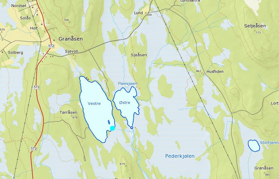 Vestre Flensjøen Vannprøvetaking: Koordinater stasjon: 33V 0354871E, 6816400N Stasjonen ligger nesten midt i innsjøen på maks dyp (10 meter) Maks dybde: 10 meter Det ble valgt en alternativ stasjon