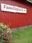 I familieparken ble det mange inntrykk Vi tittet på kuene, hilste på