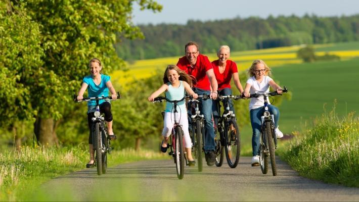 Sommerland Sjælland (14.1 km) Sommerland Sjælland er et perfekt utfluktsmål dersom dere ønsker en aktiv dag sammen med familien.