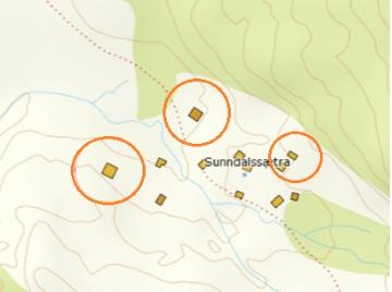 også utanpå tømmerveggane i stovedelen. Søkjar skriv at Det vil bli satt inn Rørosvindu for å erstatte de manglende vinduene per i dag. Han planlegg vidare å leggje torv på taket, slik som det, jf.