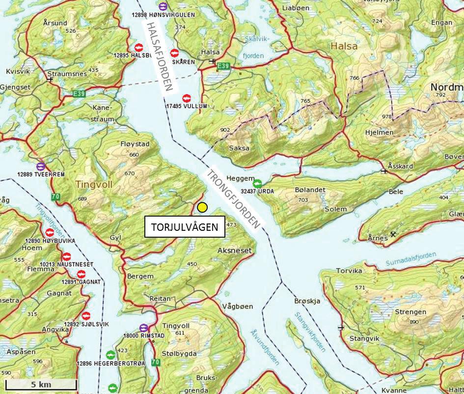 OMRÅDESKILDRING Det er planlagt etablert eit oppdrettsanlegg for rensefisk i Torjulvågen i Tingvoll kommune. Torjulvågen er ein liten sørvestgåande sidearm til Trongfjorden på Nordmøre (figur 2).