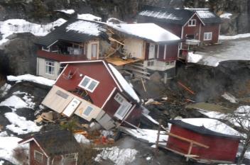 fjellskred samt jordskjelv