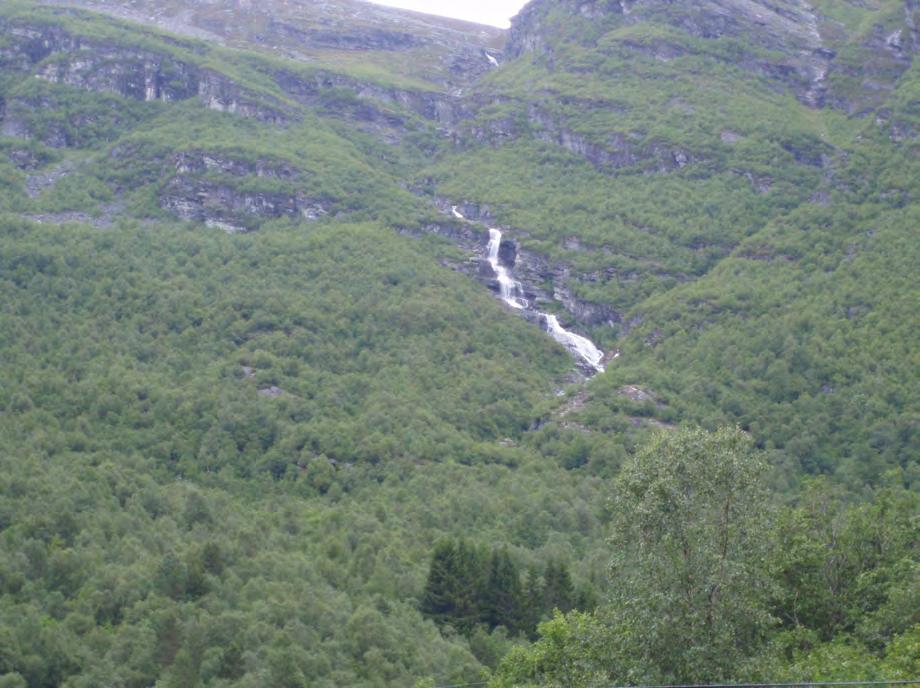 Gryta kraftverk Søknad om konsesjon VEDLEGG 6 Foto 8 Gryta nedenfra ved