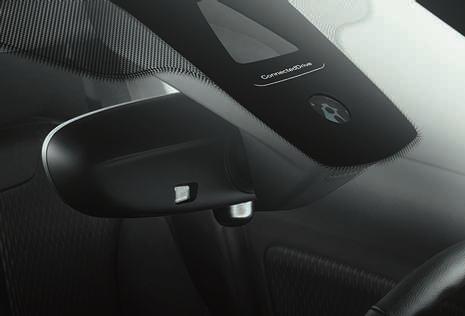nye BMW 1-serie i mineralhvit metalliclakk