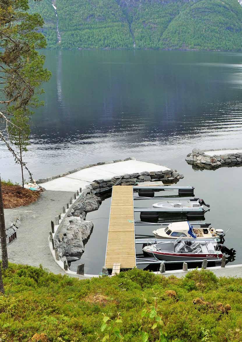 Kunden i fokus Vik Ørsta leverer produkter og løsninger for trafikksikkerhet, marinaanlegg, lysmast og tunnelsikring.