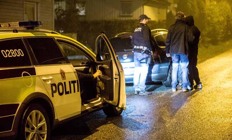 14 Foto: Politiet 8.2 Kripos arbeidsmarkedskriminalitet I 2015 iverksatte Kripos et prosjekt som hadde som mål å avdekke arbeidsmarkedskriminalitet i renholds- og transportbransjen på Østlandet.