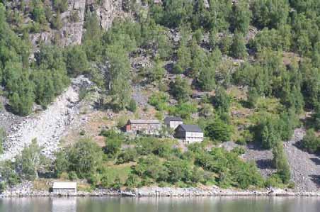 105 Stranda: Geirangerfjorden: Matvika, august 2005, her er store halvopne