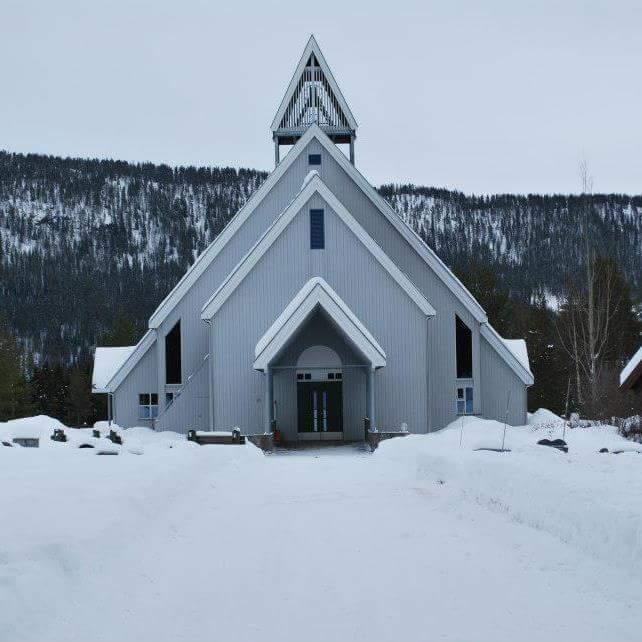 HYTTEMESSE/GUDSTJENESTE Onsdag 12.april holdes hyttemesse for første gang i Eltdalen! Vi håper mange vil ta turen til kiosken Embrets kl 16.