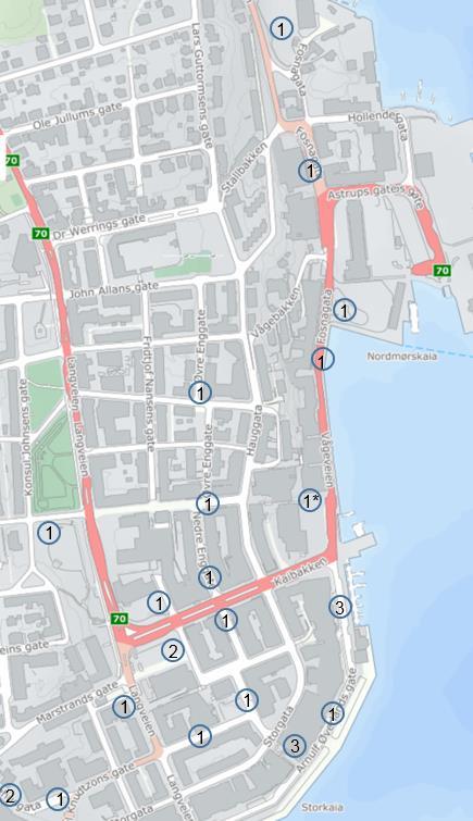 15 2.3 Forflytningshemmede I henhold til Parkeringsforskriften står det i 61; «til enhver tid er en ledig reservert plass På parkeringsområder med 50 plasser eller mer, er virksomheten likevel ikke