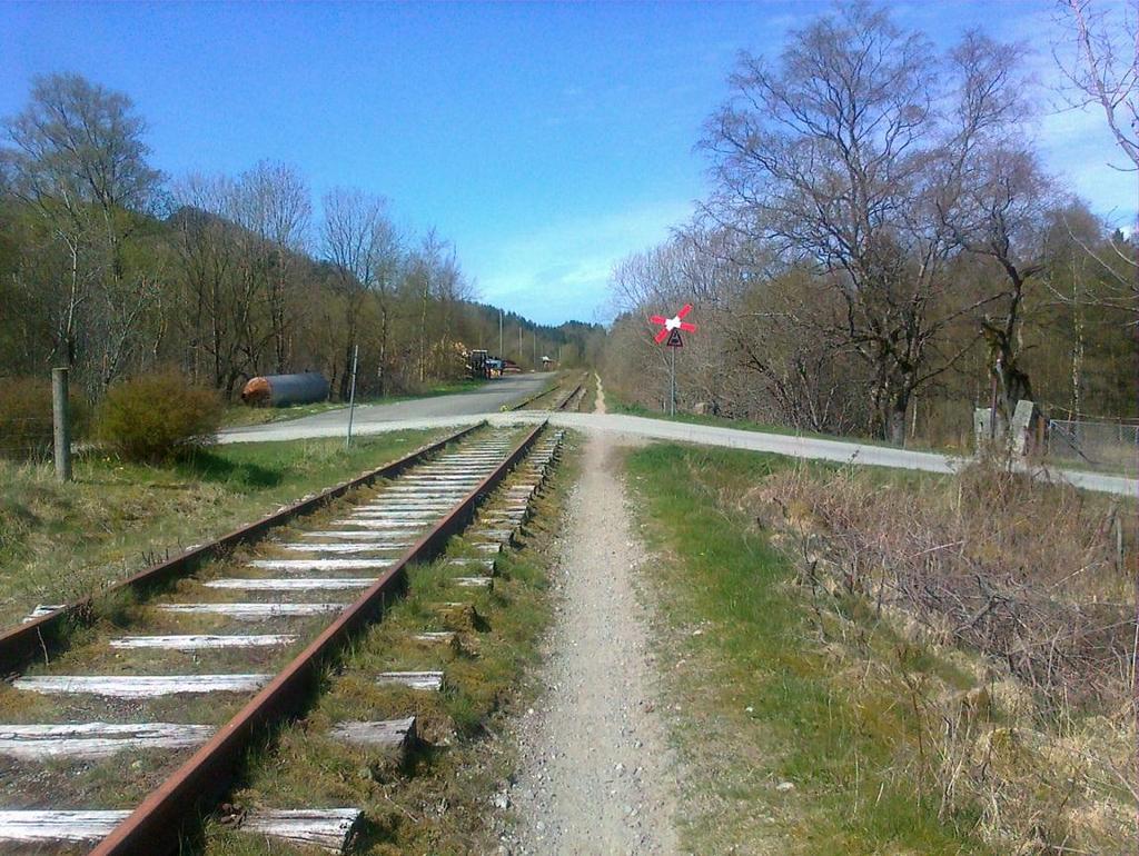 8.8. Km 6,5: Kulvert for gårdsbruk Møgedal Gilje Dette er på Bråstein, som også er foreslått for plassering av kryssingsspor, så