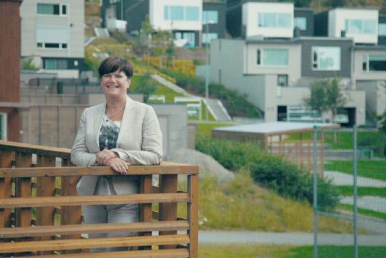 Du skal høre på selgeren vår. Unni Oftedal har nemlig kjøpt bolig i Solbakkane selv. Solbakkane er et godt etablert boligfelt. Første trinn er tilnærmet utsolgt. Derfor skal du kjøpe nytt!