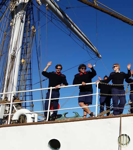 Igjen seiler Christian Radich som skoleskip og fremdeles skal nye generasjoner få oppleve gleden ved å mestre utfordringene om bord på en seilskute.