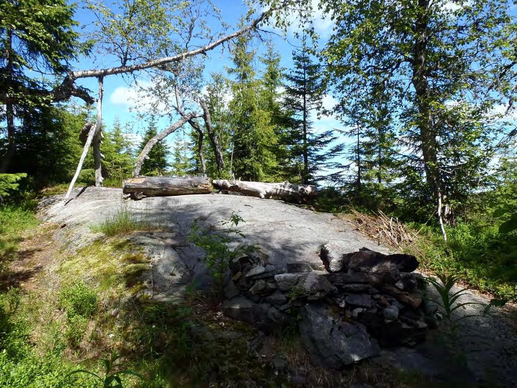 Norge AS) Bålplass på Kjerkeberget 